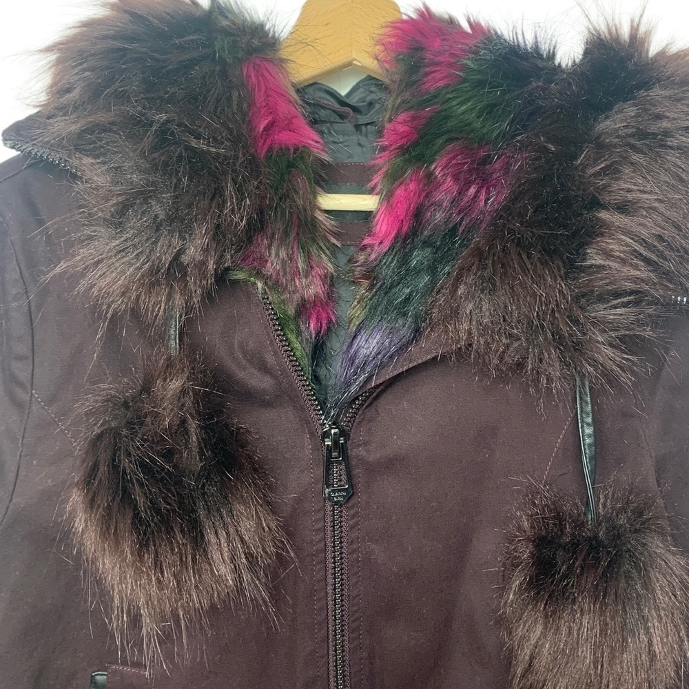 - Gianni Bini Burgundy Anorak Faux Fur Hood w/ Detachable Fur - Picture 8 of 15